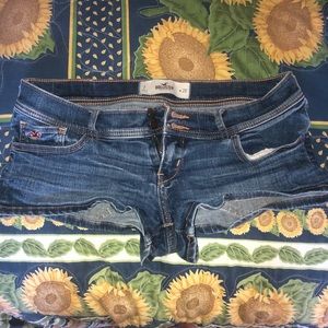 Hollister Jean shorts size 7